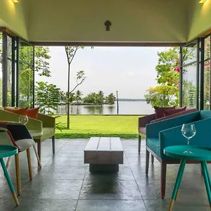 Cheppanam House By Veo - Part Of Stayvista Villa