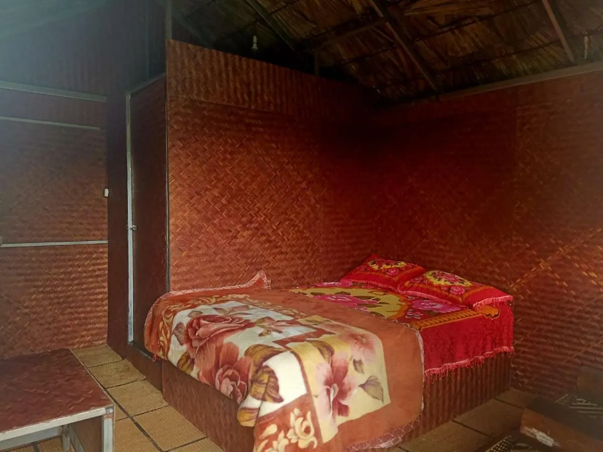 Eagle Rock Holiday Villa Pirmed 0*,  India